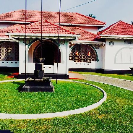 Hotel Walawwa Dutch House Ja-Ela Zewnętrze zdjęcie