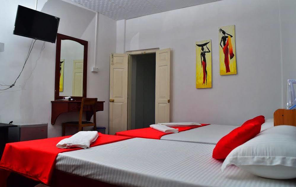 Hotel Walawwa Dutch House Ja-Ela Zewnętrze zdjęcie